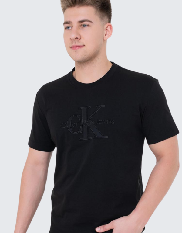 Calvin Klein Monogram Logo Applique T-Shirt Black Men