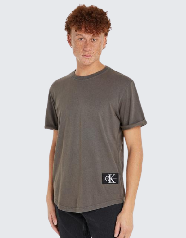 Calvin Klein Washed Mono Badge T-Shirt In Dark Grey Men