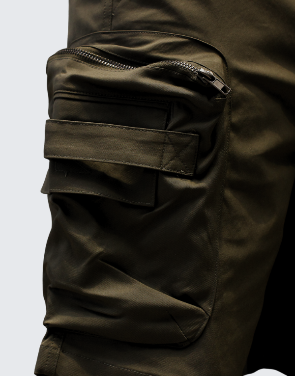 Covali Cargo Shorts In Military Green Men
