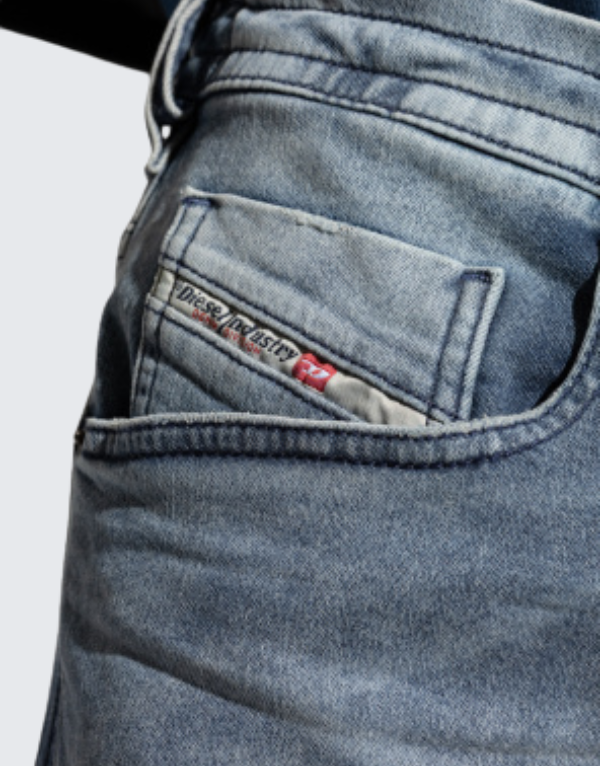 Diesel 2032 D-Krooley B Jogg Jeans 01 Men