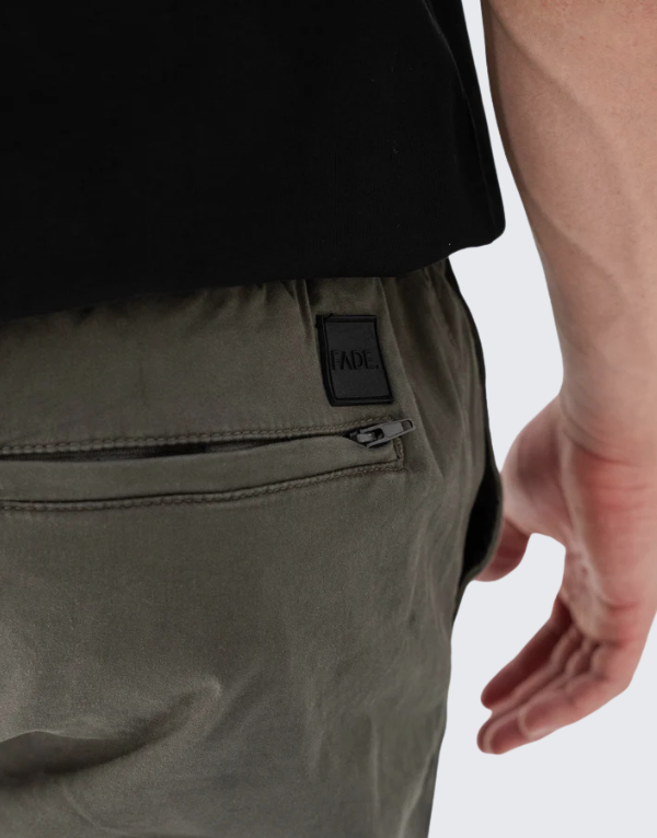 Fade Essential Cuffed Jogger Green Men