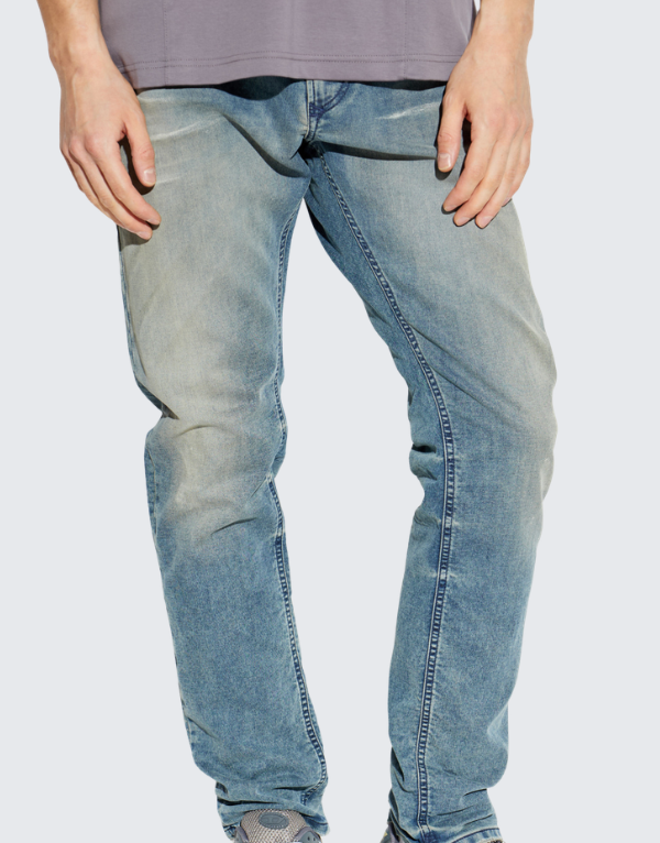 Diesel 2032 D-Krooley B Jogg Jeans 01 Men


